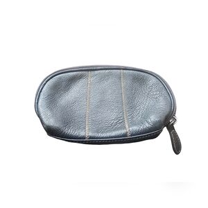 Preloved Celsius Purse Metallic Silver Pebble Leather